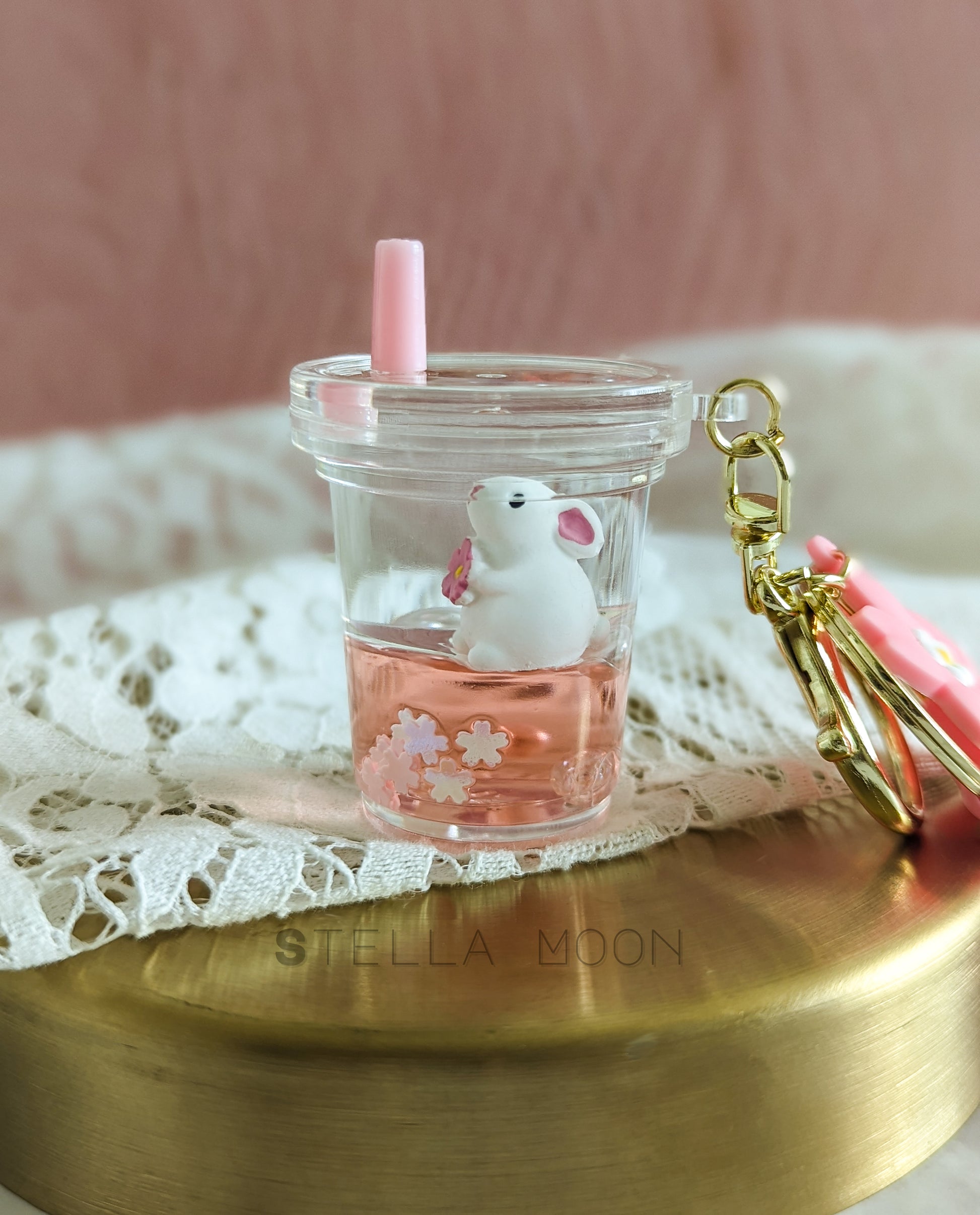 Sakura Bunny Liquid Keychain - The Stella Moon Shop