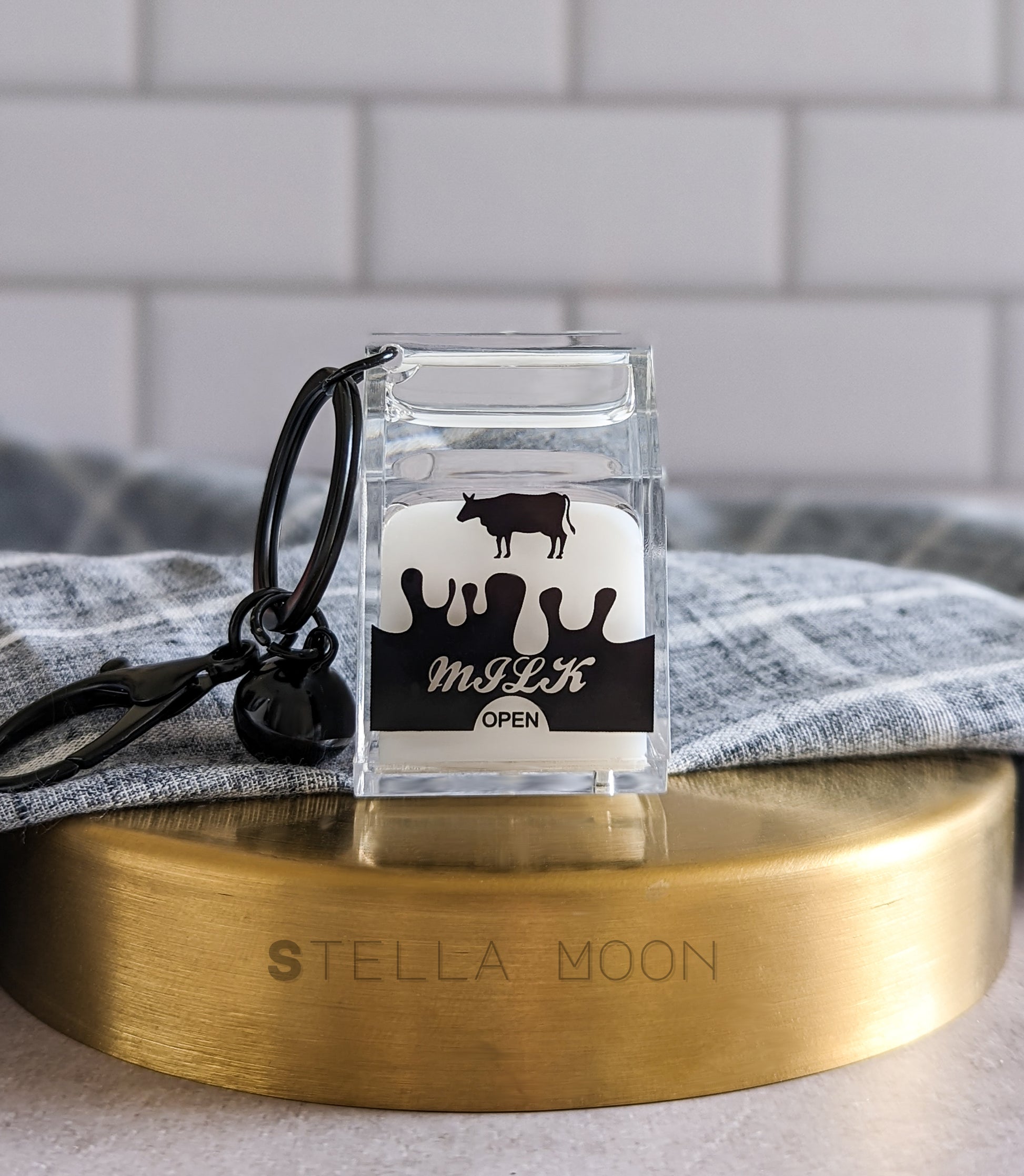 Milk Liquid Keychain - The Stella Moon Shop