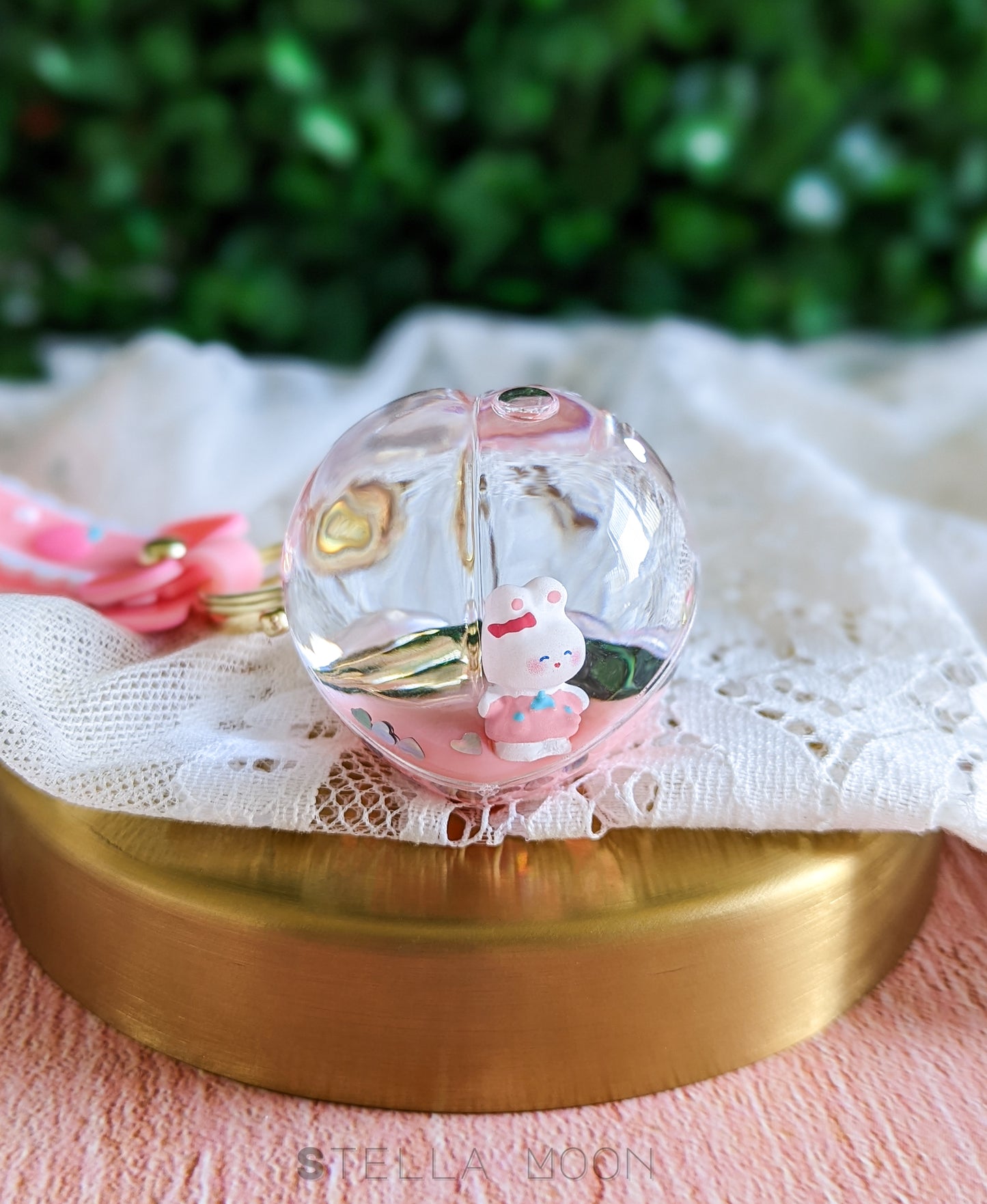 Peach Bunny Liquid Keychain - The Stella Moon Shop