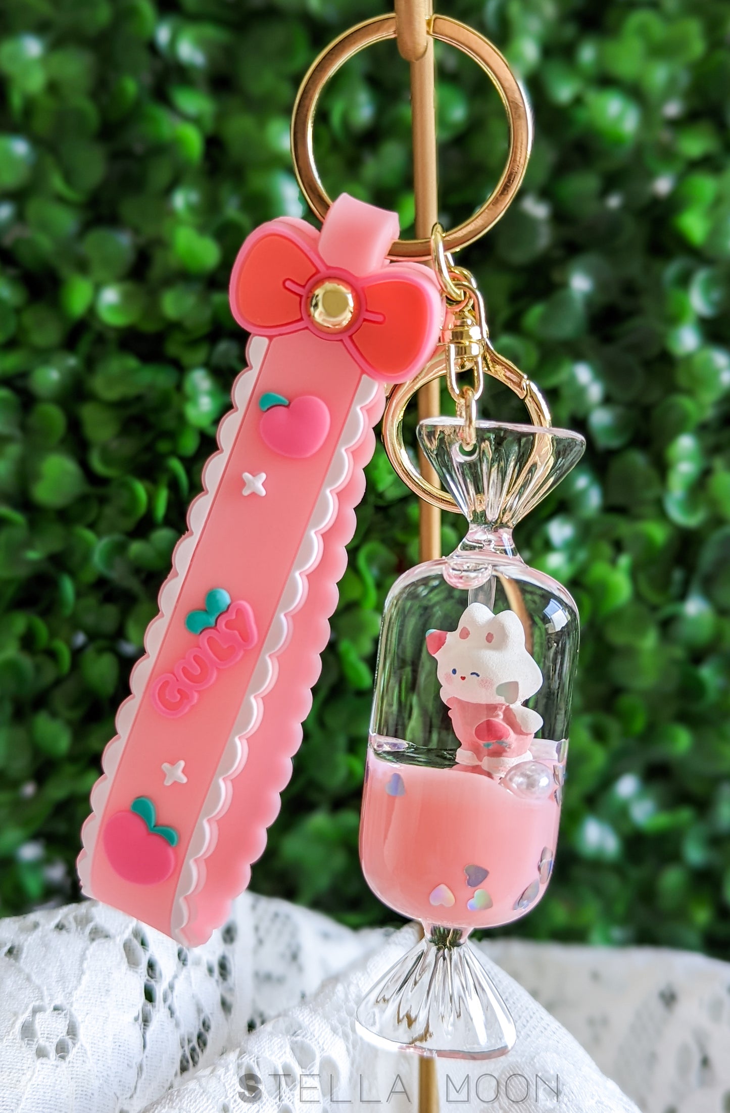 Peach Bunny Liquid Keychain - The Stella Moon Shop