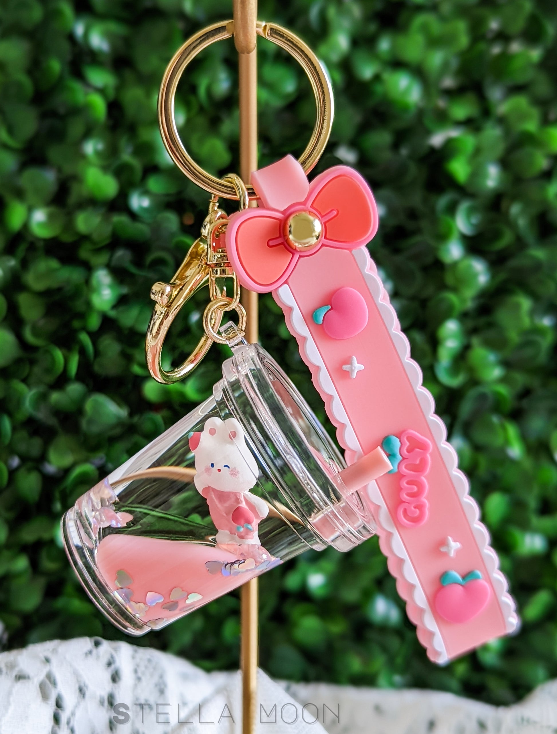 Peach Bunny Liquid Keychain - The Stella Moon Shop