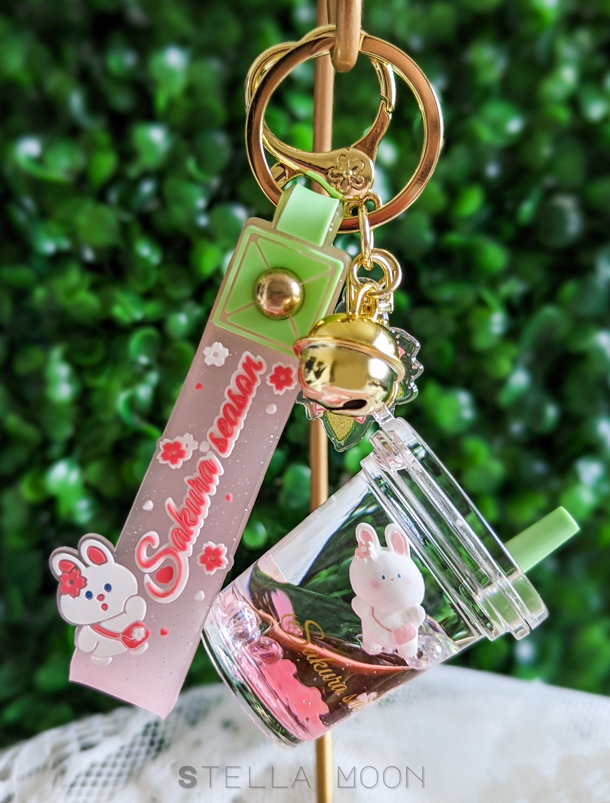 Sakura Bunny Liquid Keychain - The Stella Moon Shop