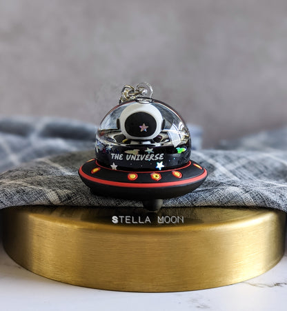 Space Ship Liquid Keychain - The Stella Moon Shop