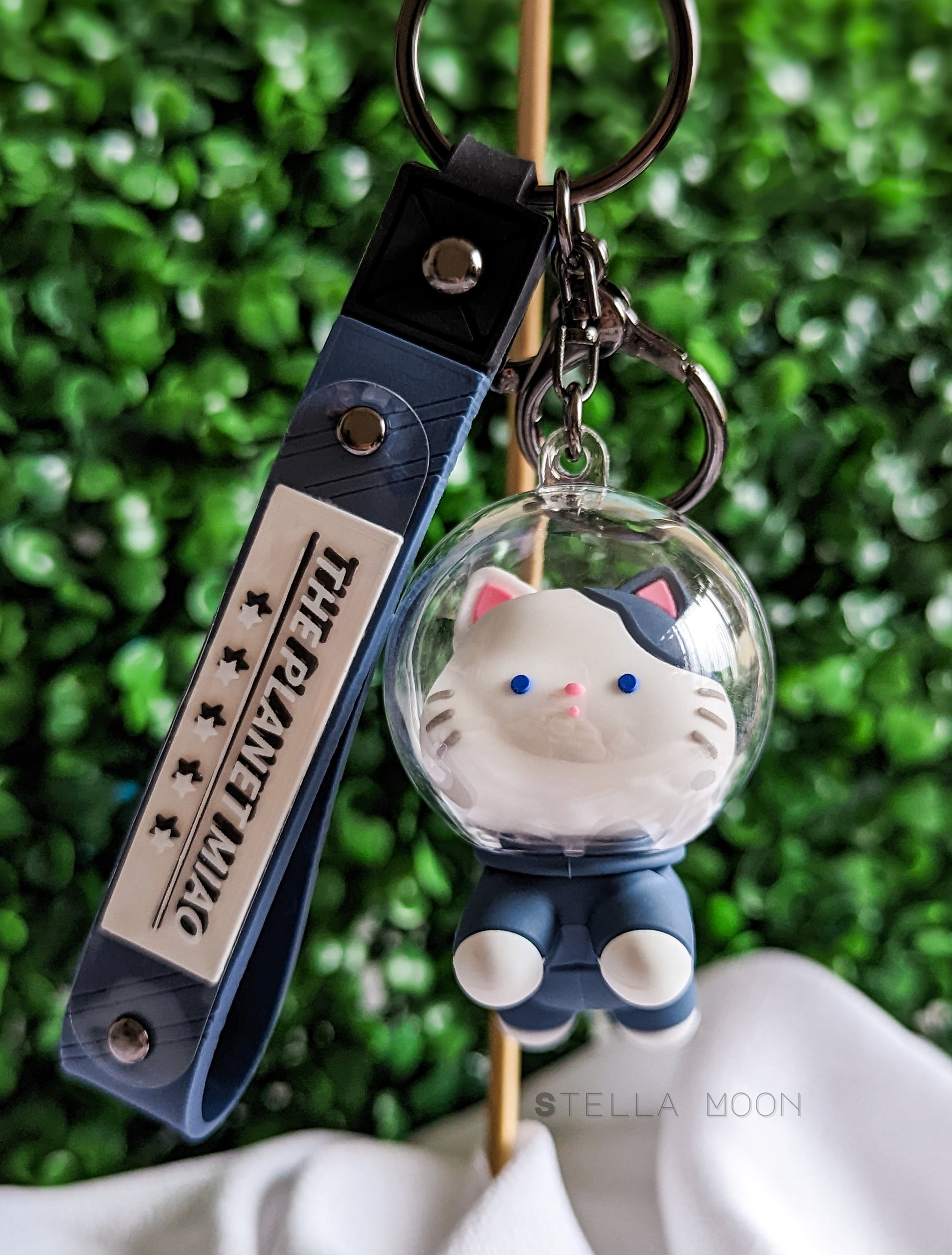 Astronaut Cat Keychain - The Stella Moon Shop