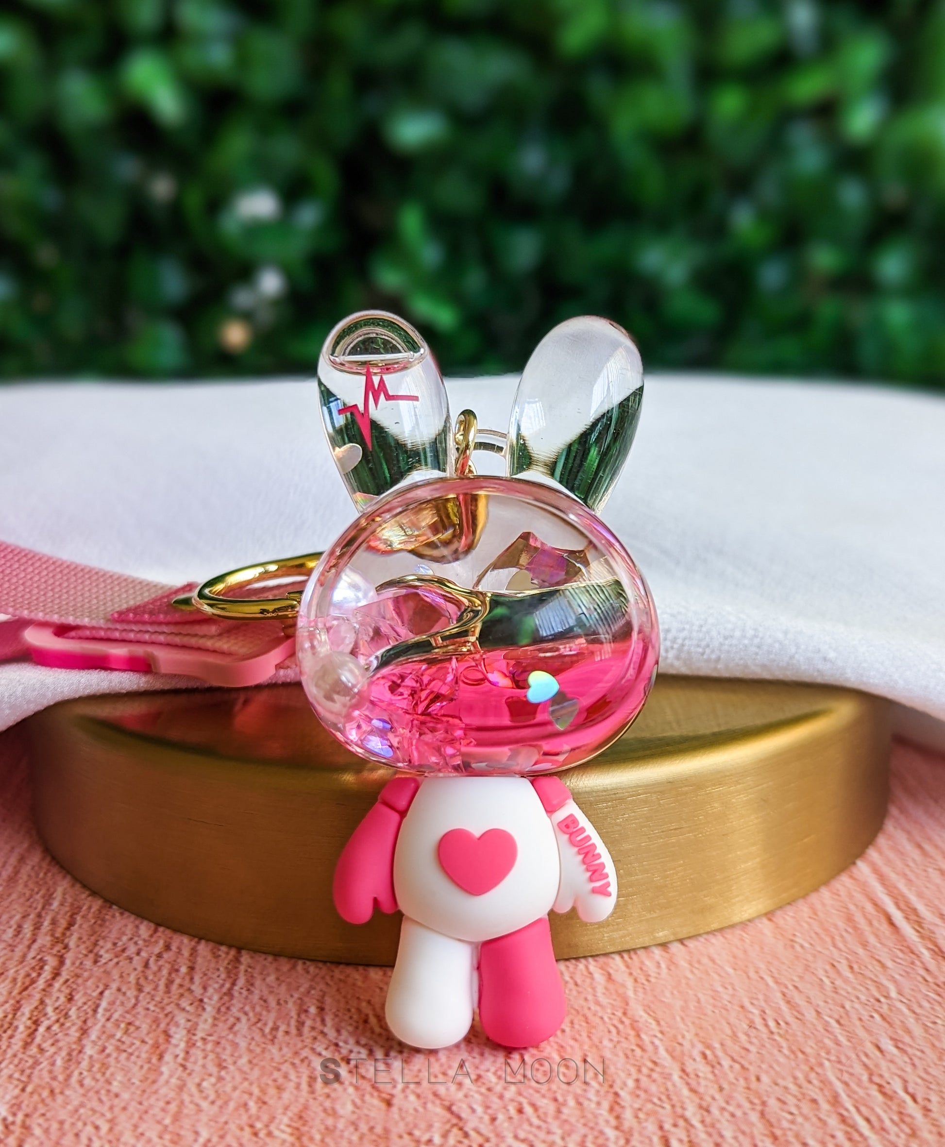 Heart Bunny Liquid Keychain - The Stella Moon Shop