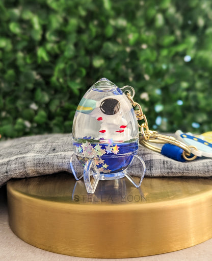 Astronaut Blue Liquid Keychain - The Stella Moon Shop