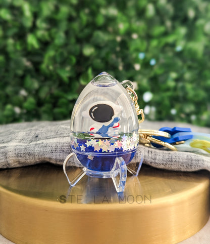 Astronaut Blue Liquid Keychain - The Stella Moon Shop