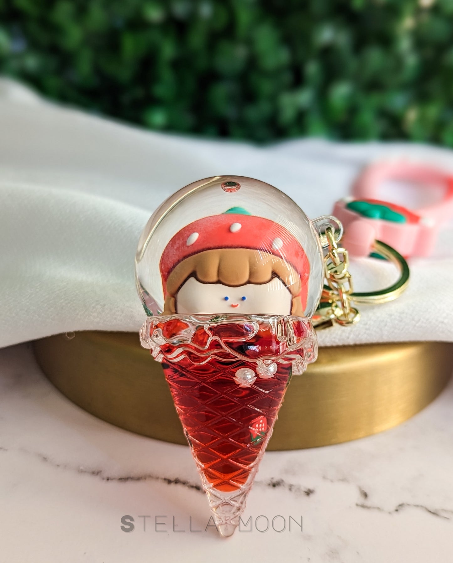 Strawberry Ice Cream Liquid Keychain - The Stella Moon Shop