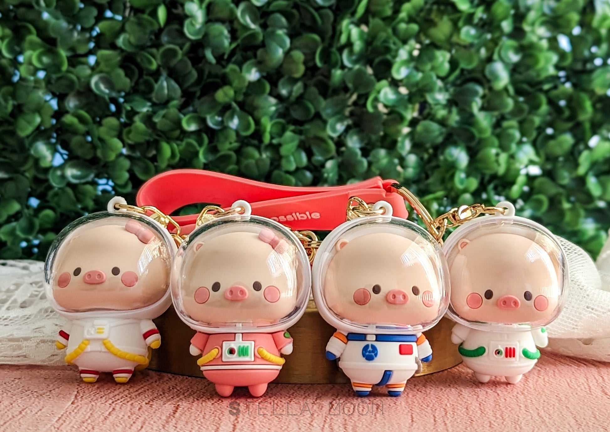 Astronaut Pigs Keychain - The Stella Moon Shop