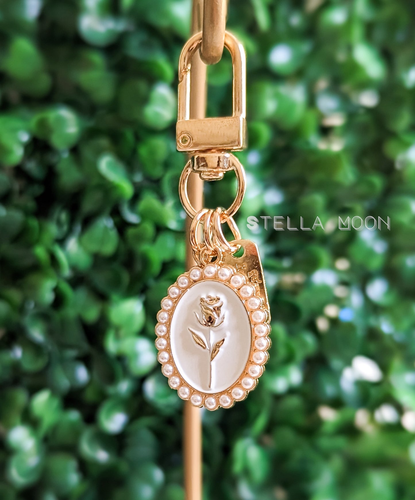 Rose Keychain - The Stella Moon Shop