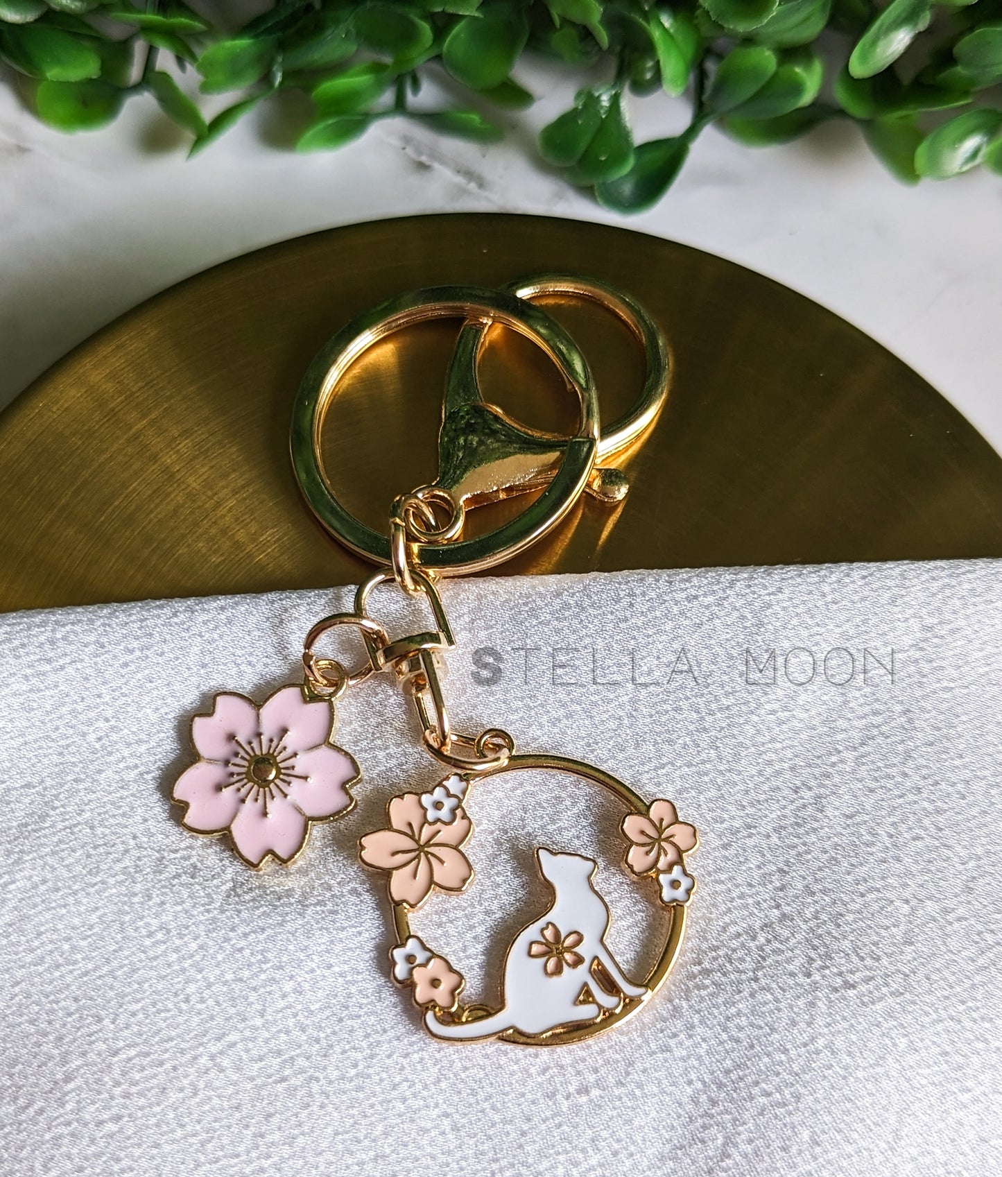 Flower Bunny & Cat Keychain - The Stella Moon Shop