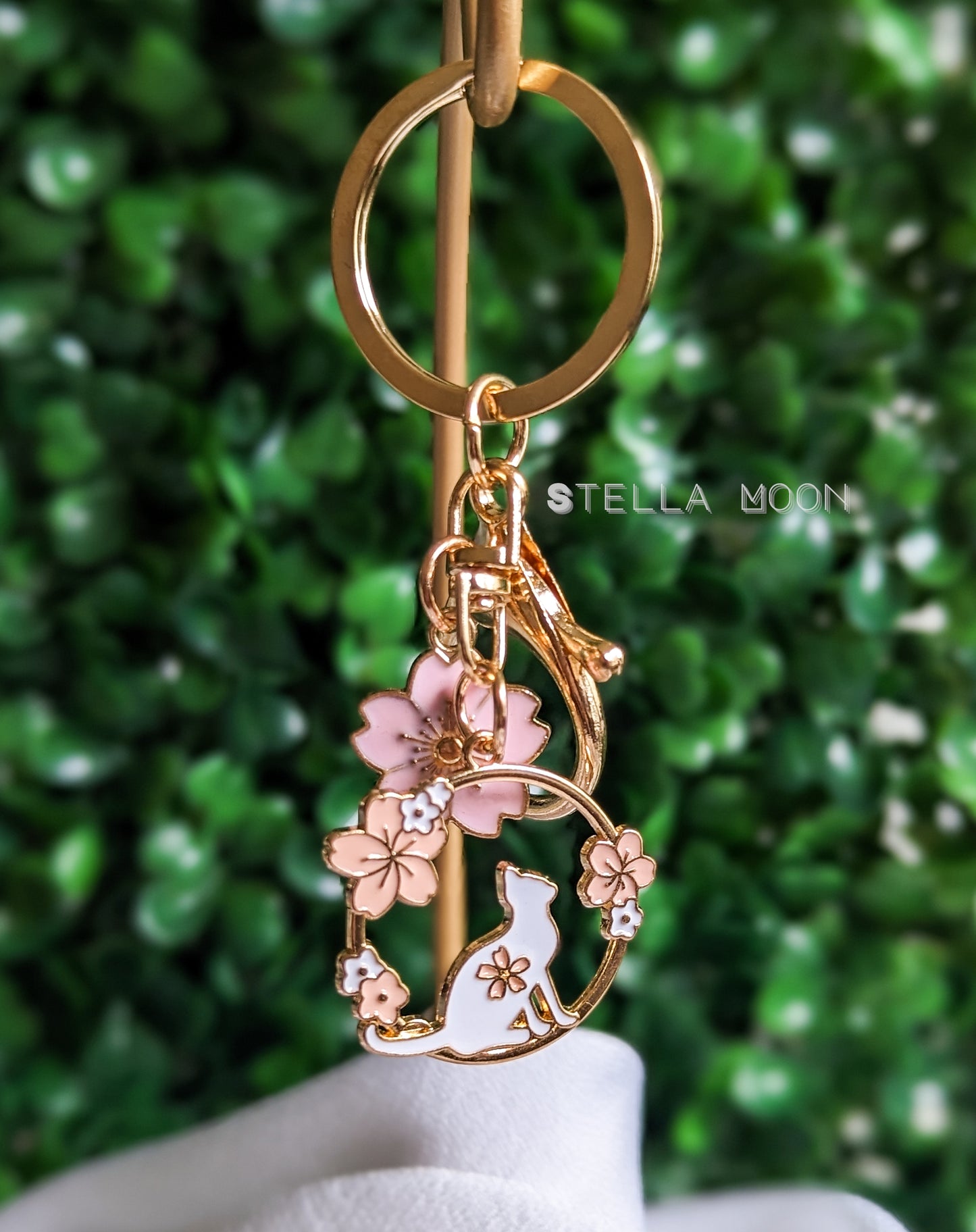 Flower Bunny & Cat Keychain - The Stella Moon Shop