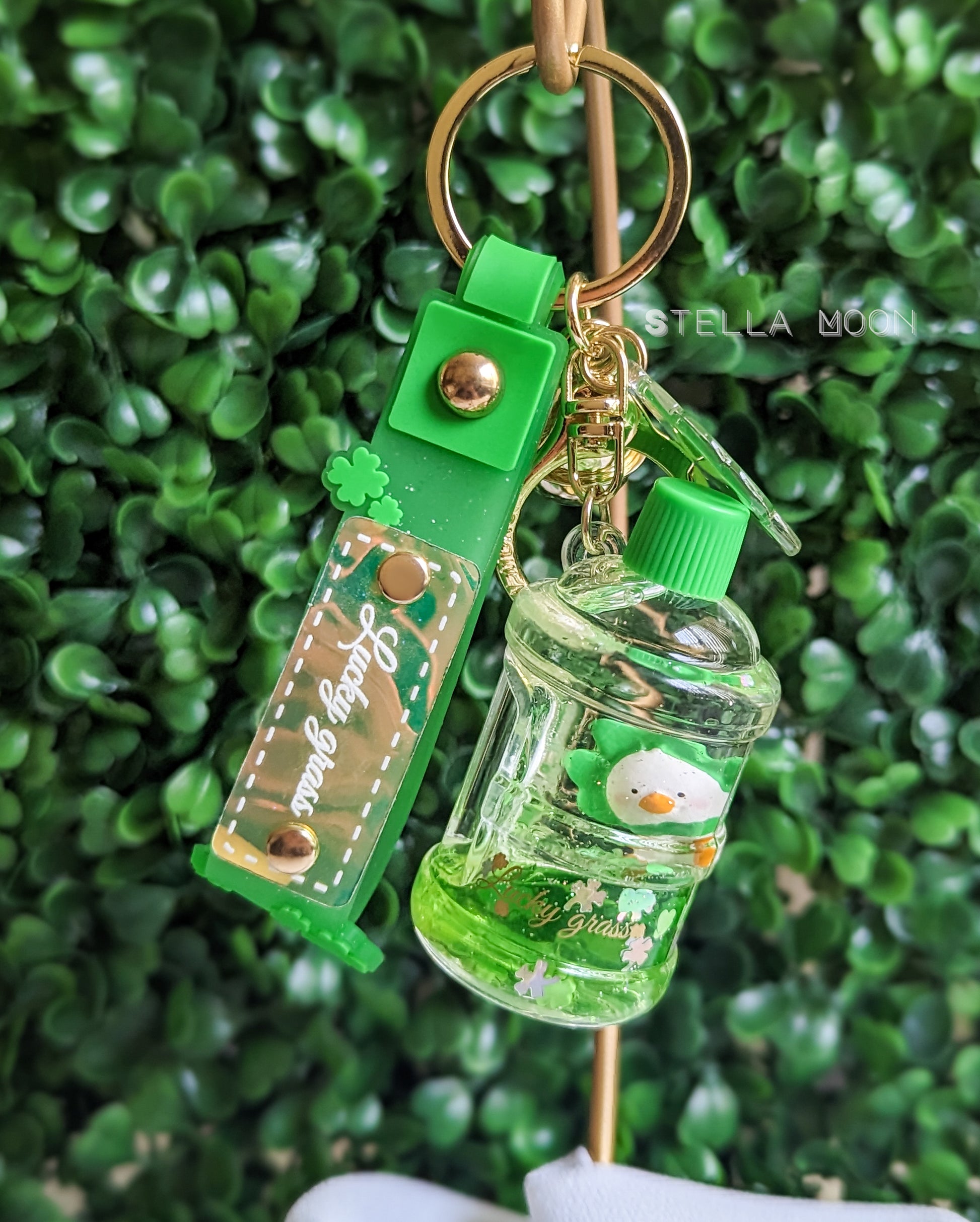 Lucky Duck Liquid Keychain - The Stella Moon Shop