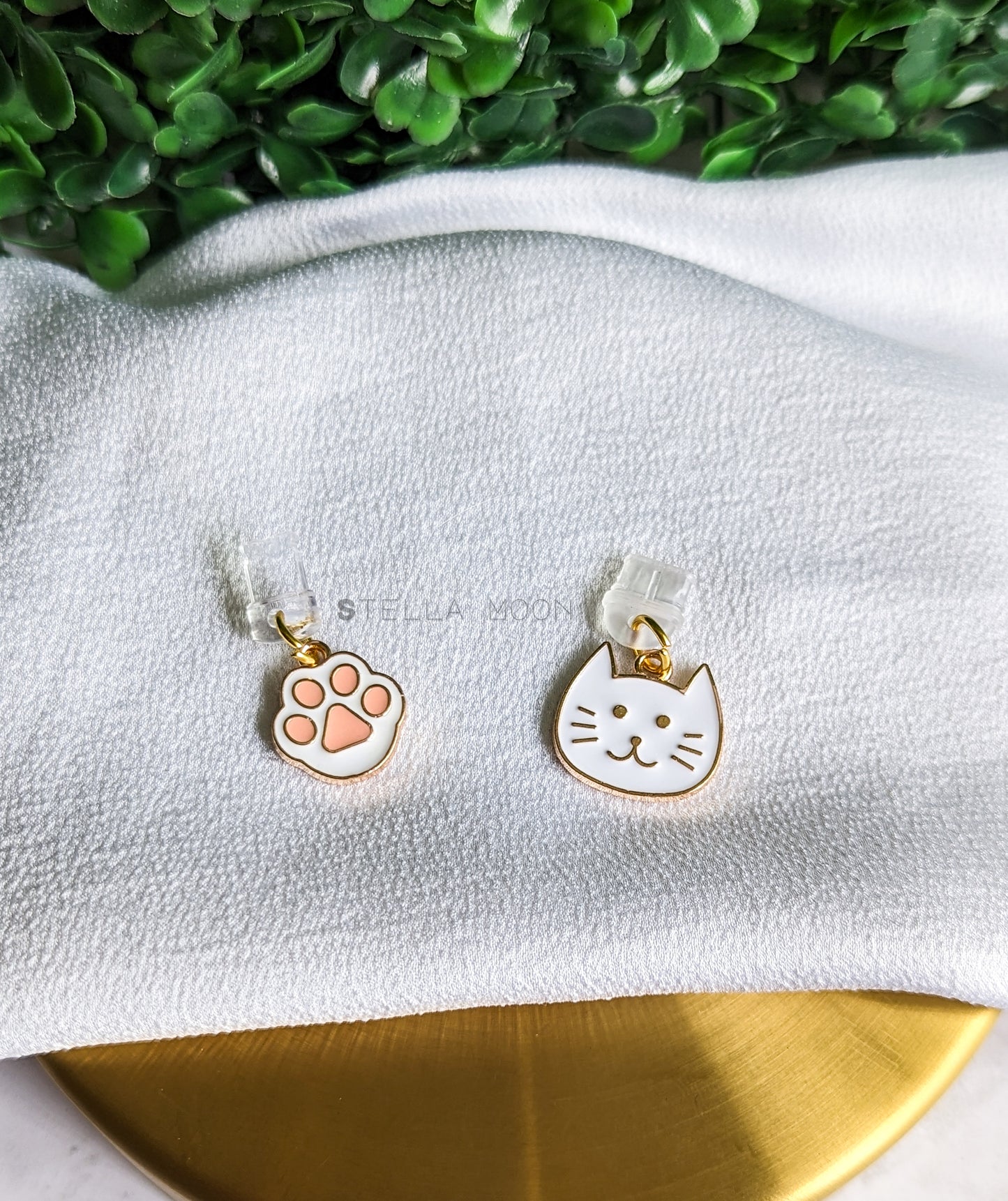 Cat Paw Phone Charm - The Stella Moon Shop