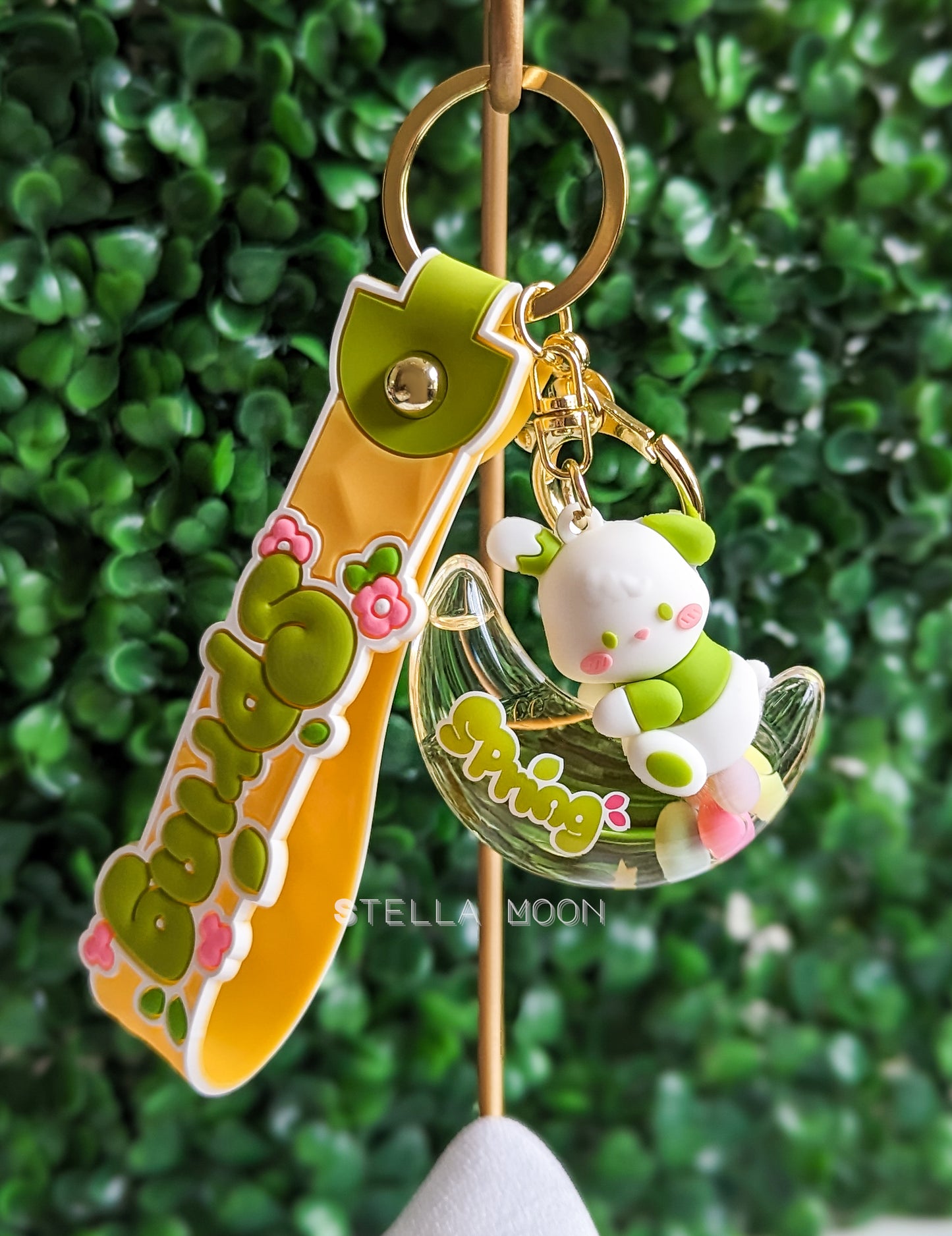 Spring Liquid Keychain - The Stella Moon Shop