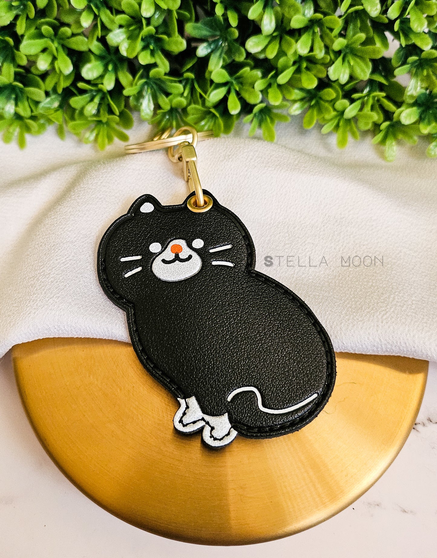 Leather Cat Keychain - The Stella Moon Shop