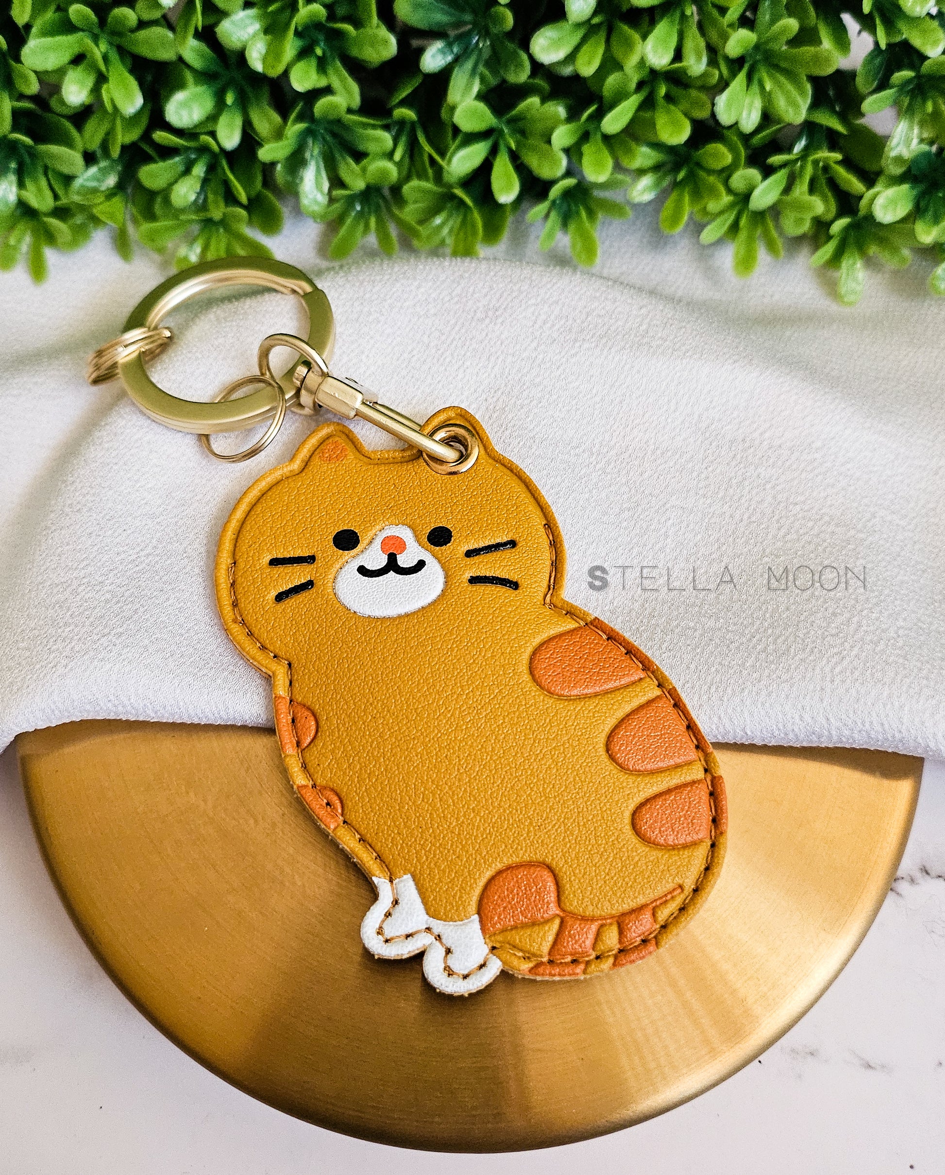 Leather Cat Keychain - The Stella Moon Shop