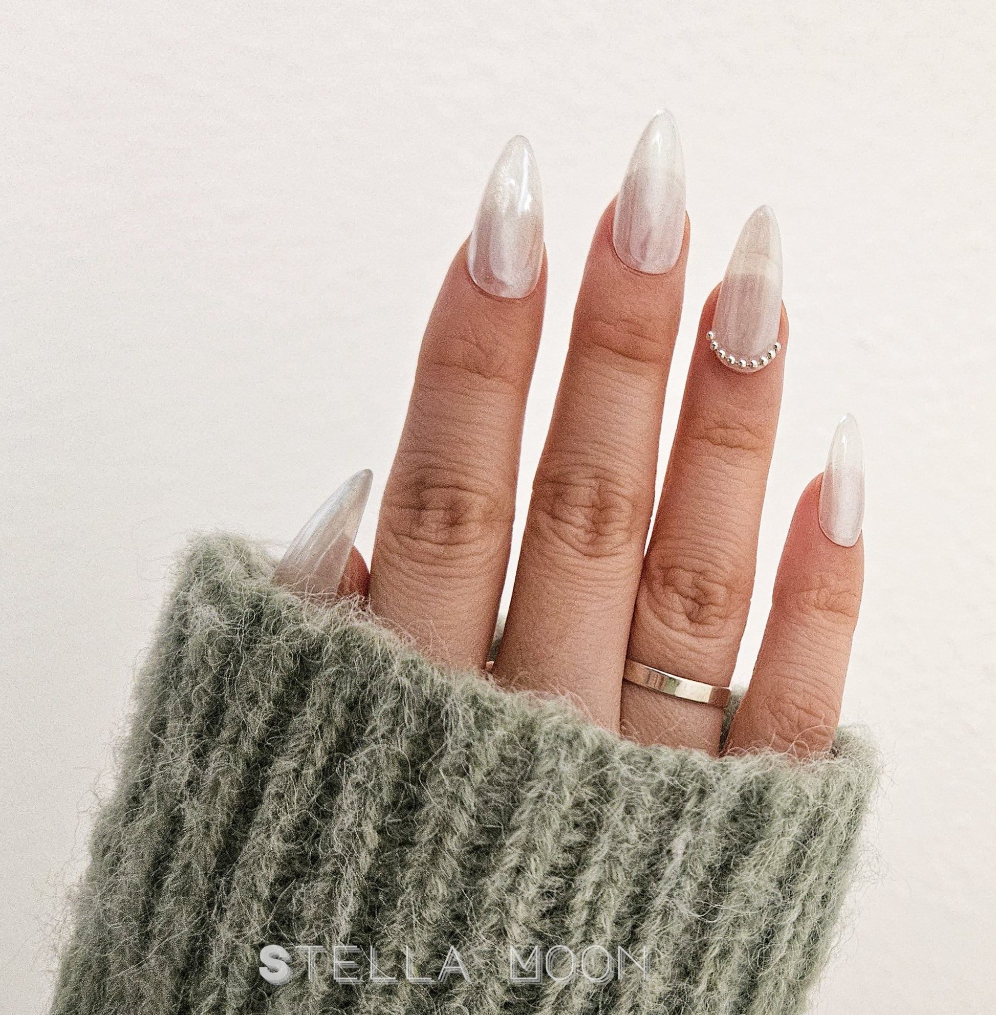 Icy Aurora Press-On Nails - The Stella Moon Shop