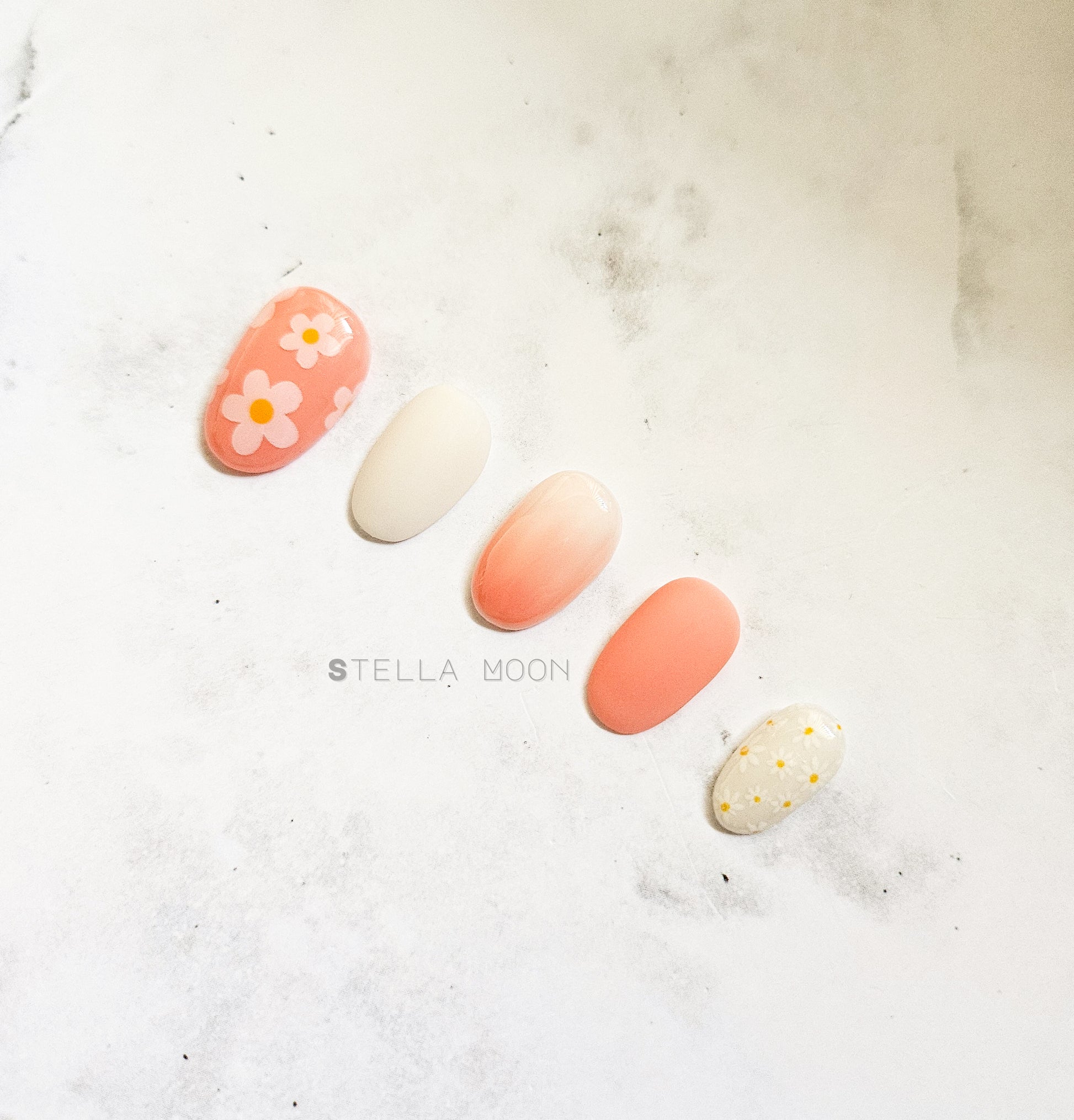 Floral Coral Press-On Nails - The Stella Moon Shop