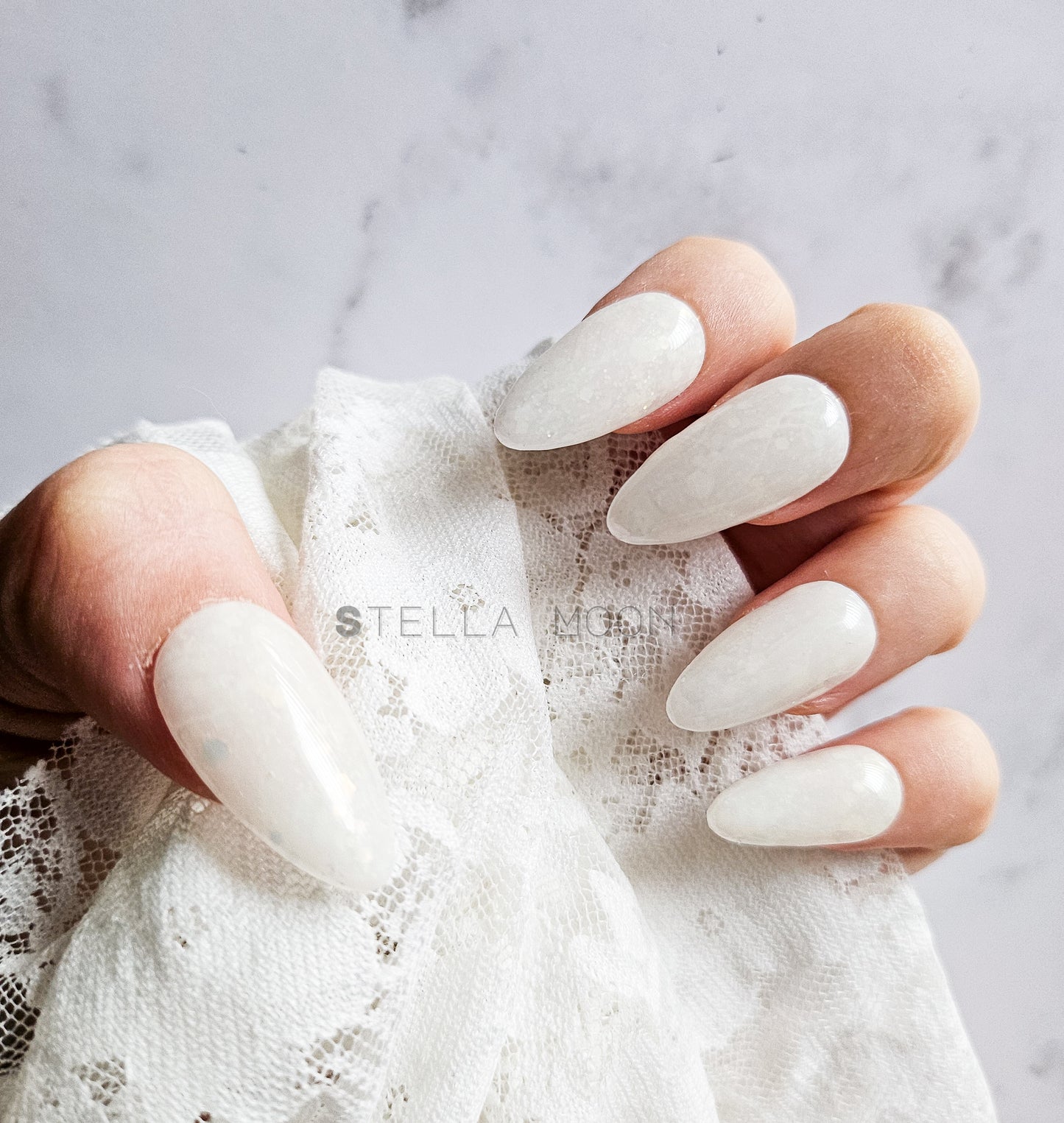 Opalescent Elegance Press-On Nails