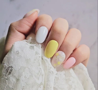 Soft Bloom Press-On Nails